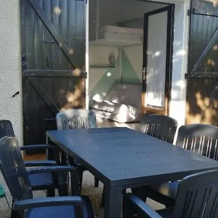Villa Charmante T2 A 350m De La - 4 Pers, Tv, Terrasse, Calme, Proche Commerces - Fr-1-81-109